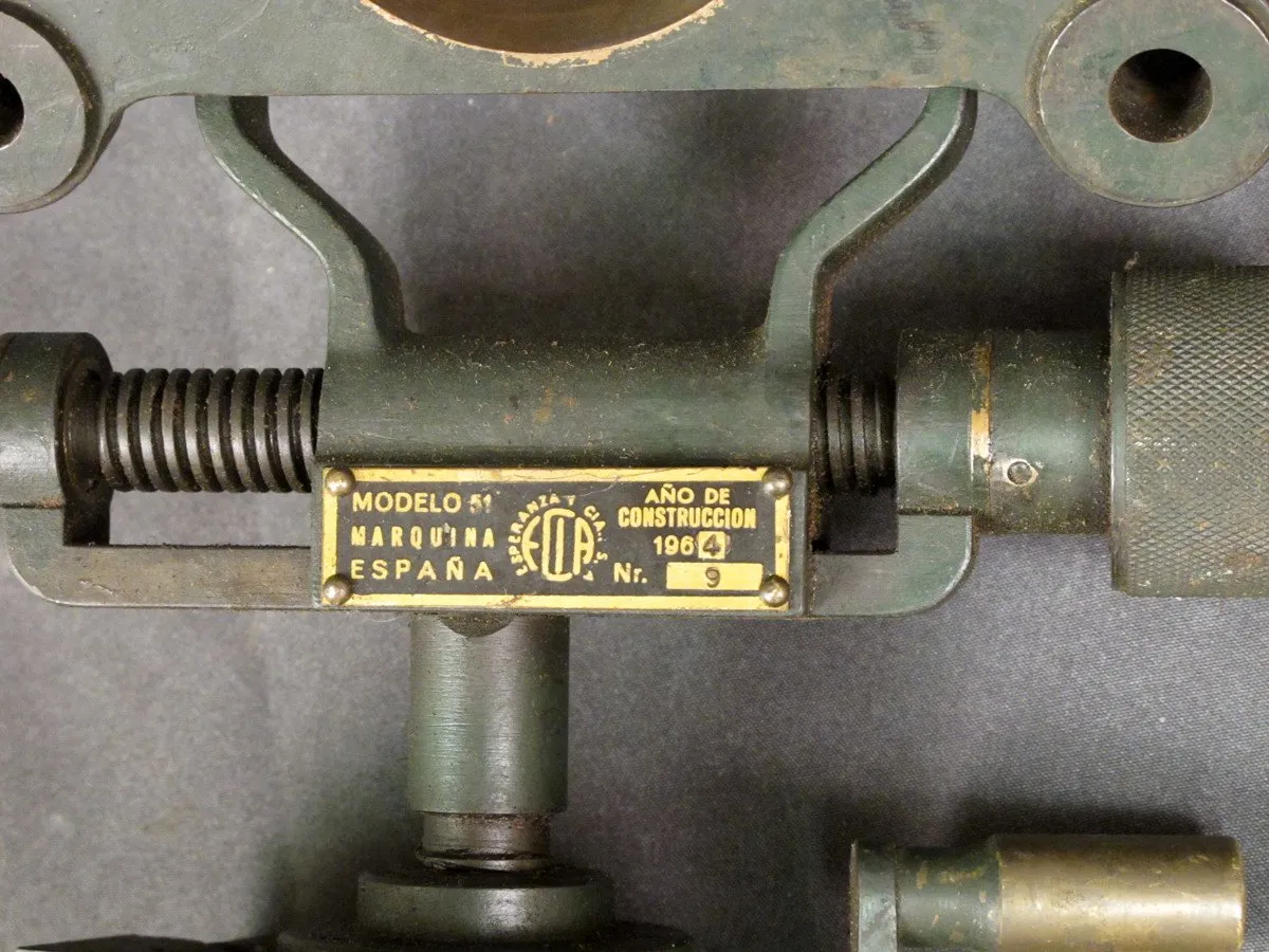 Compact 60mm Display Mortar with Advanced Commando Base Plate