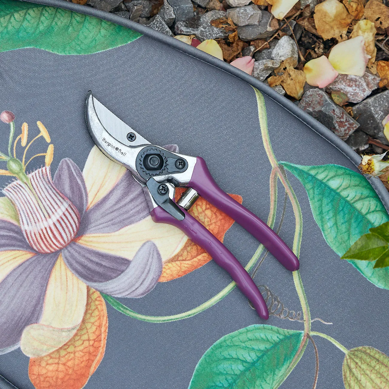 Burgon & Ball RHS Passiflora Secateurs