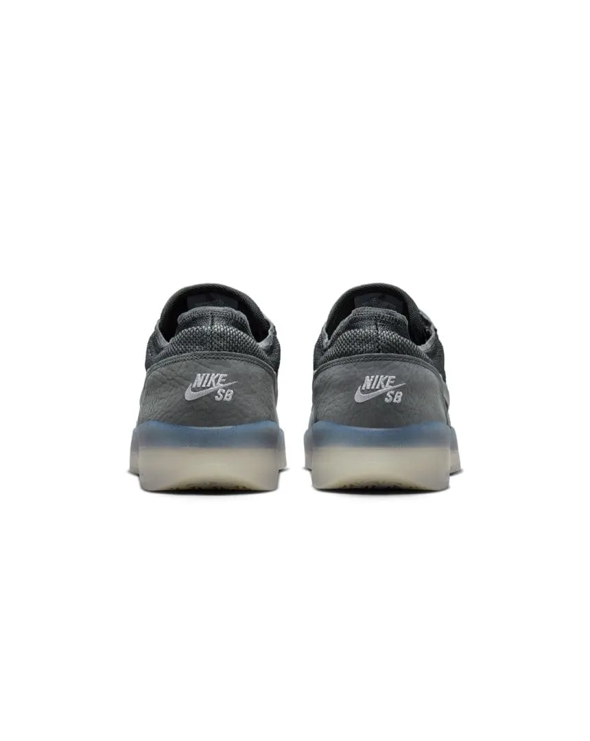 Nike SB PS8 - Grey / Metallic Silver