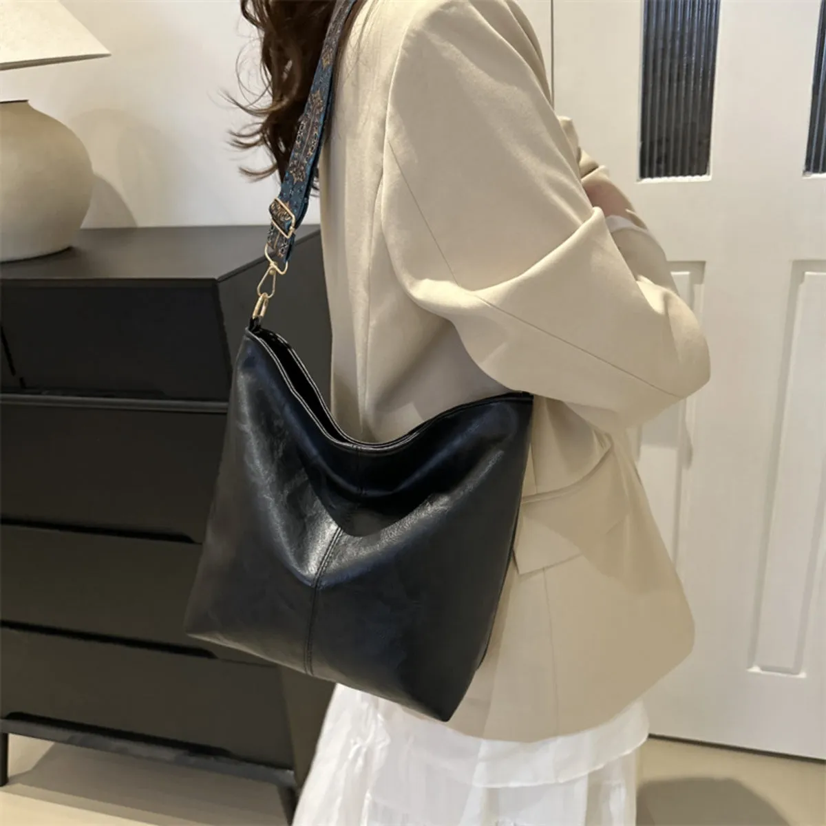 PU Leather Adjustable Strap Shoulder Bag