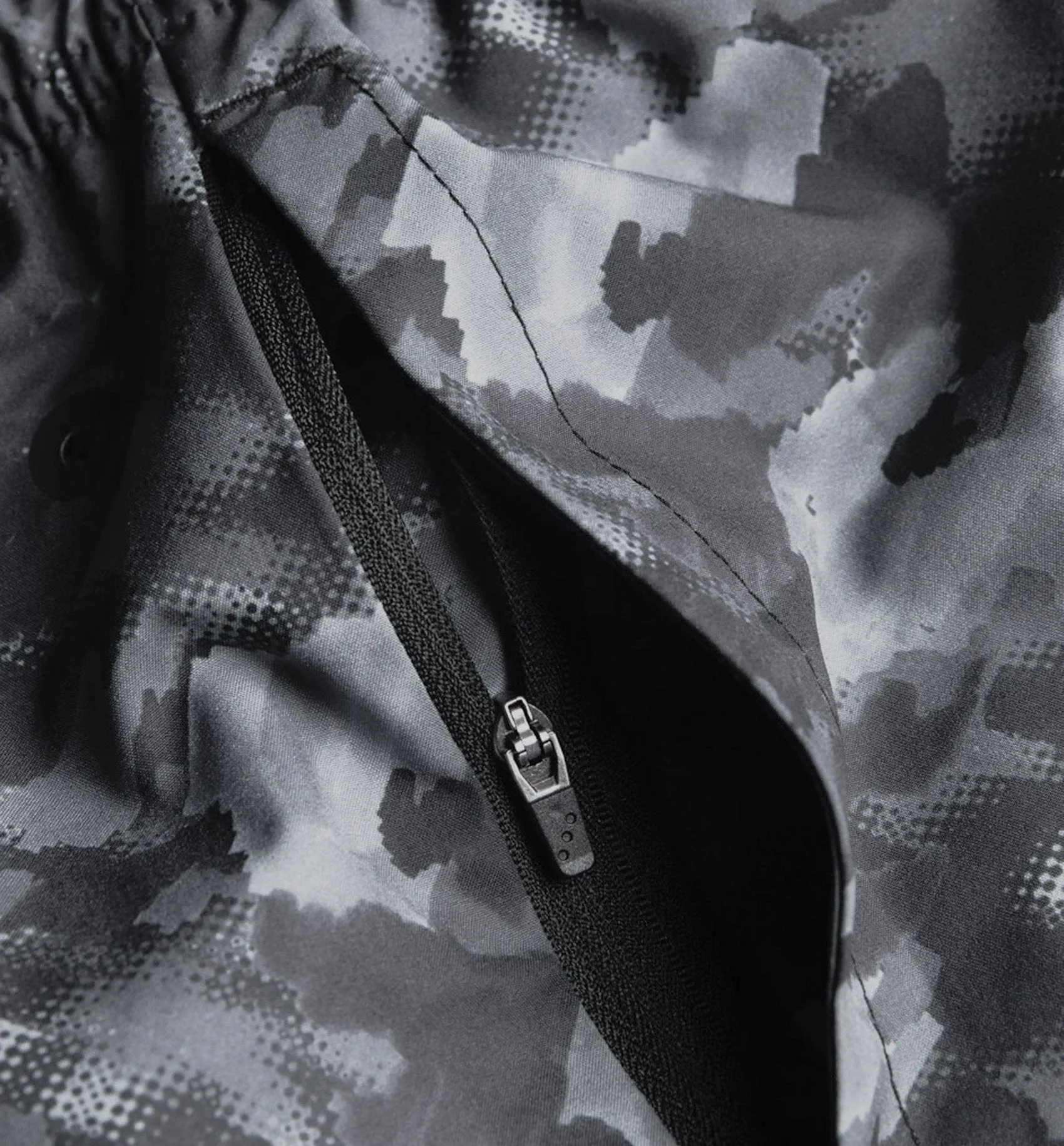 Type 2 Tech Short (17") Black Camo