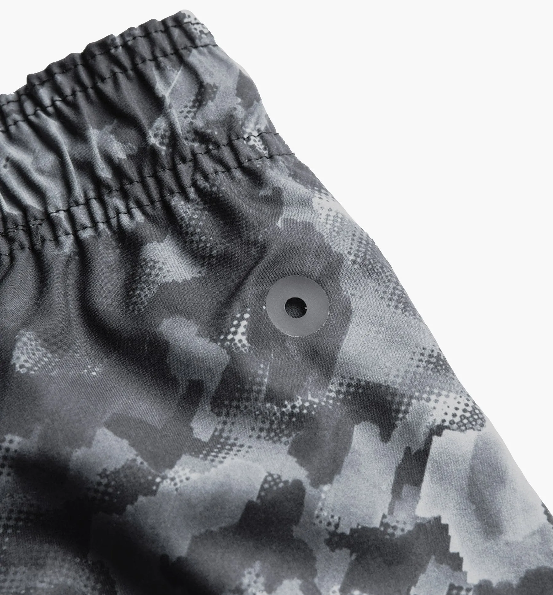 Type 2 Tech Short (17") Black Camo